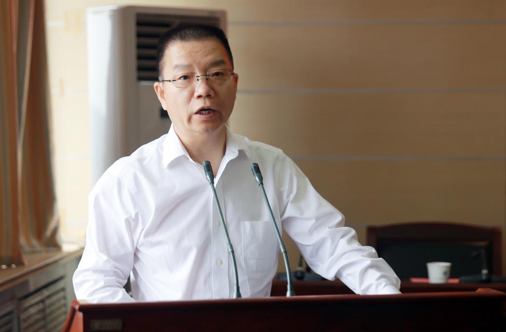 惠朝阳同志作任职表态发言