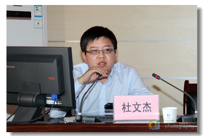 华商网公共关系中心执行总监杜文杰应邀为我院通讯员作第一期业务培训