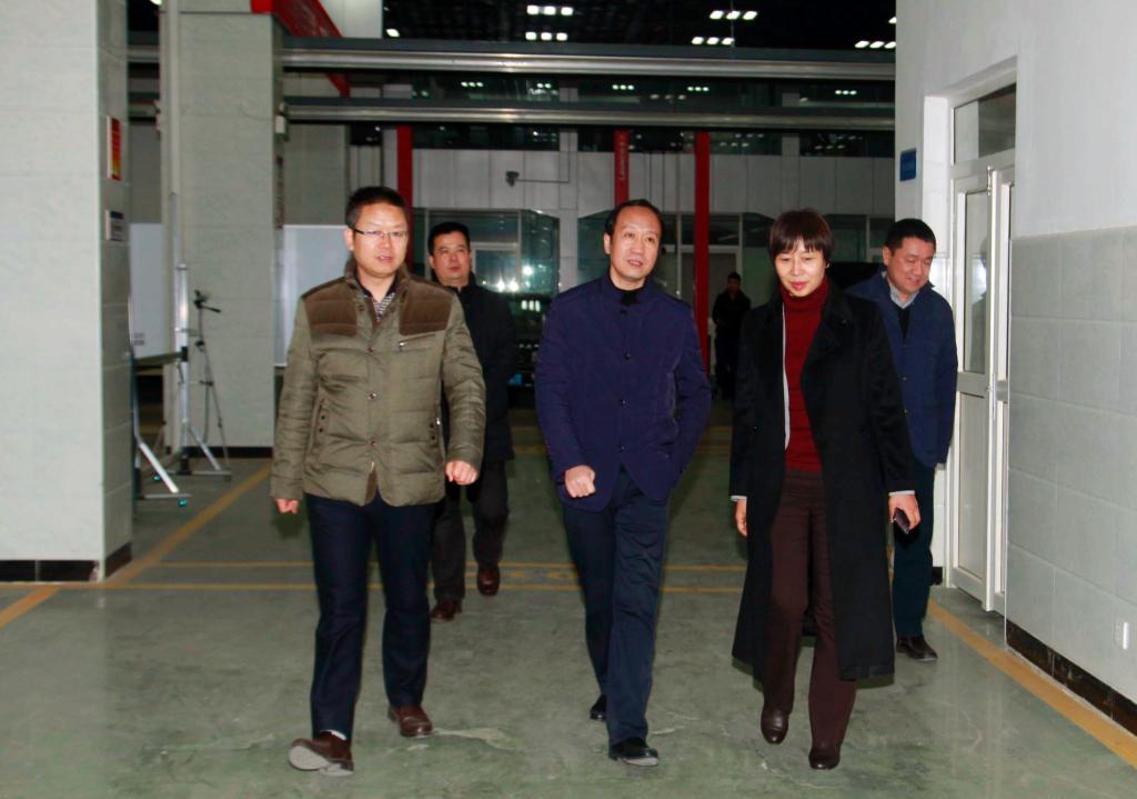 朱征南主任一行实地考察我院部分实训设施