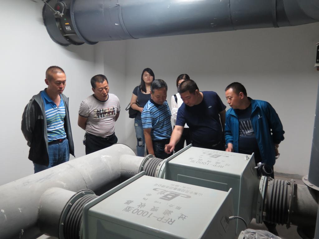 专家组实地查验了地下一层人防工程