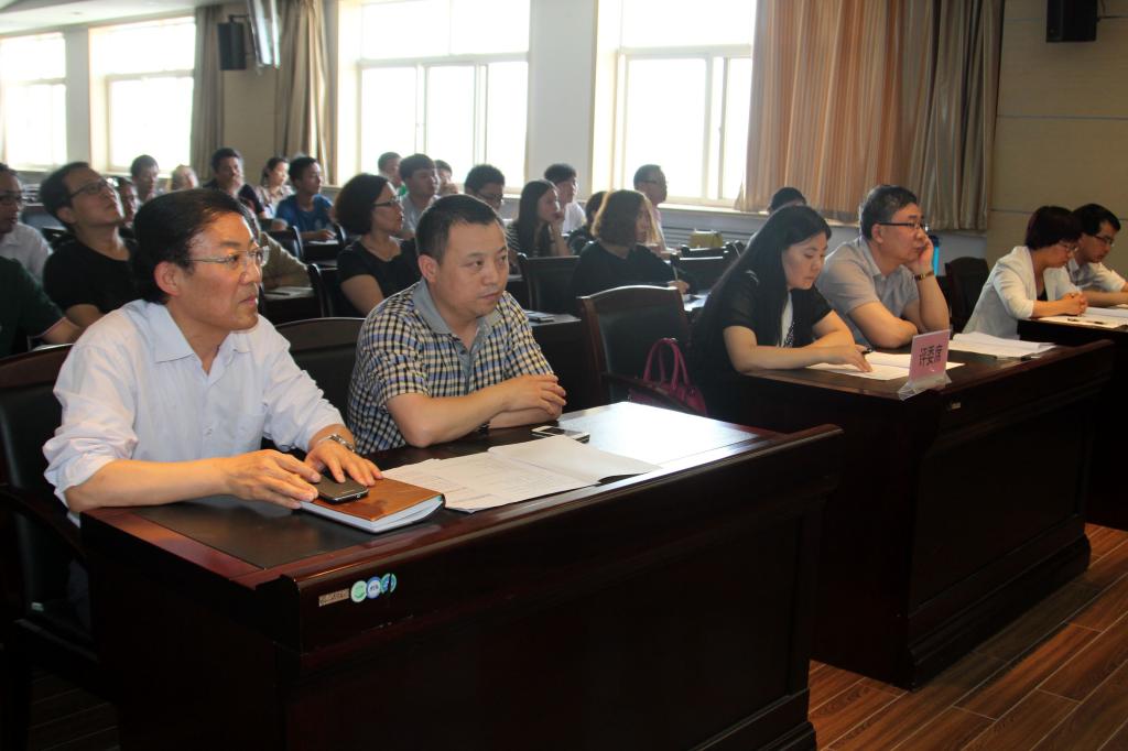 党委副书记王天哲及相关处室负责人观看了比赛