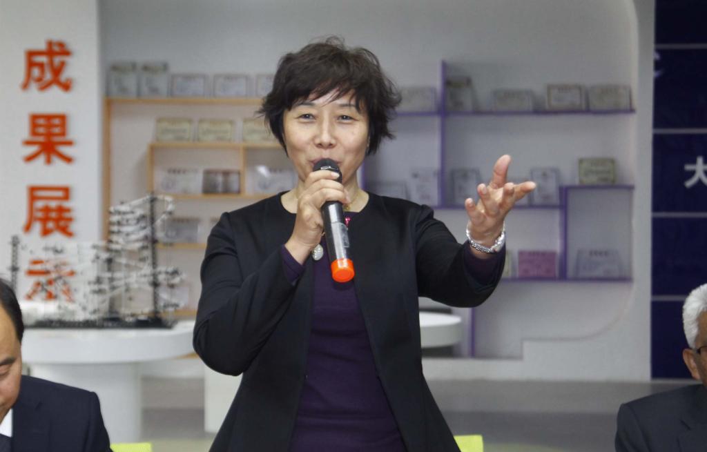 我院院长张晓云致欢迎辞