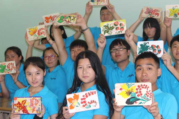 我院学生学习俄罗斯绘画