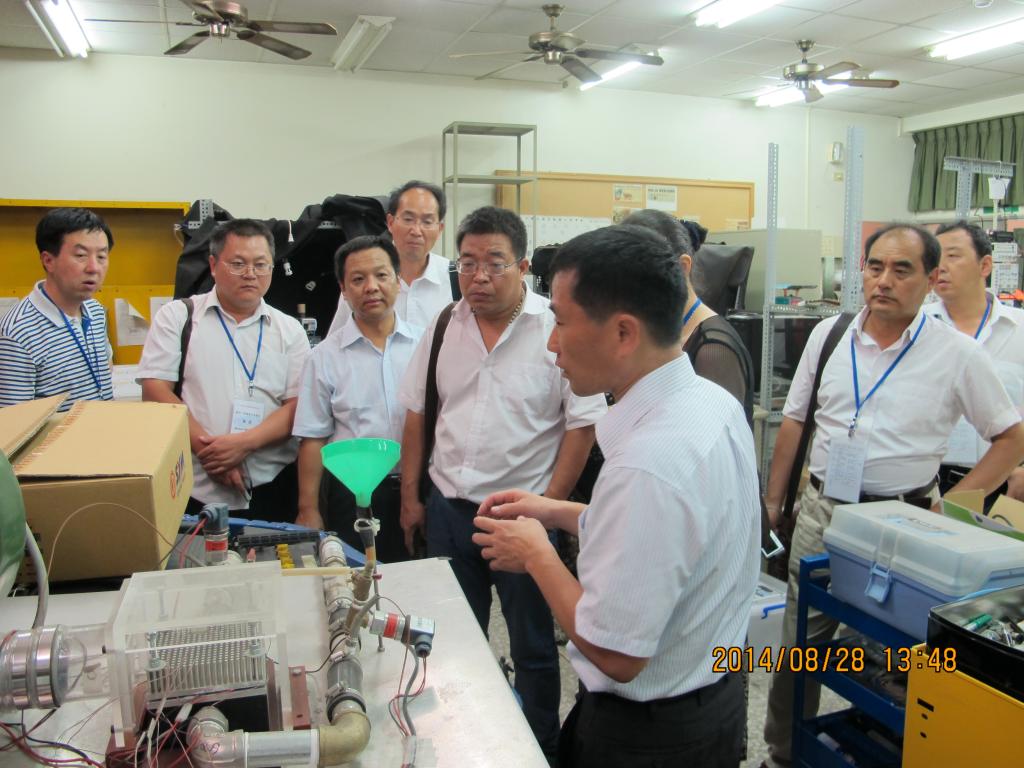 建国科技大学工程学院院长曾宪中博士介绍研究室