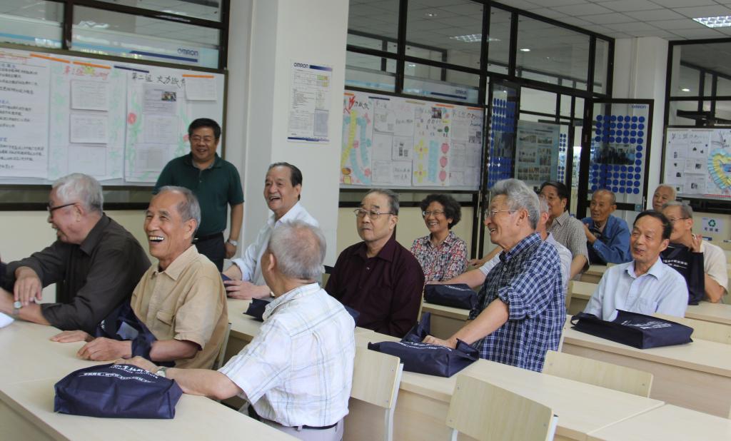 了解学院实训基地建设情况