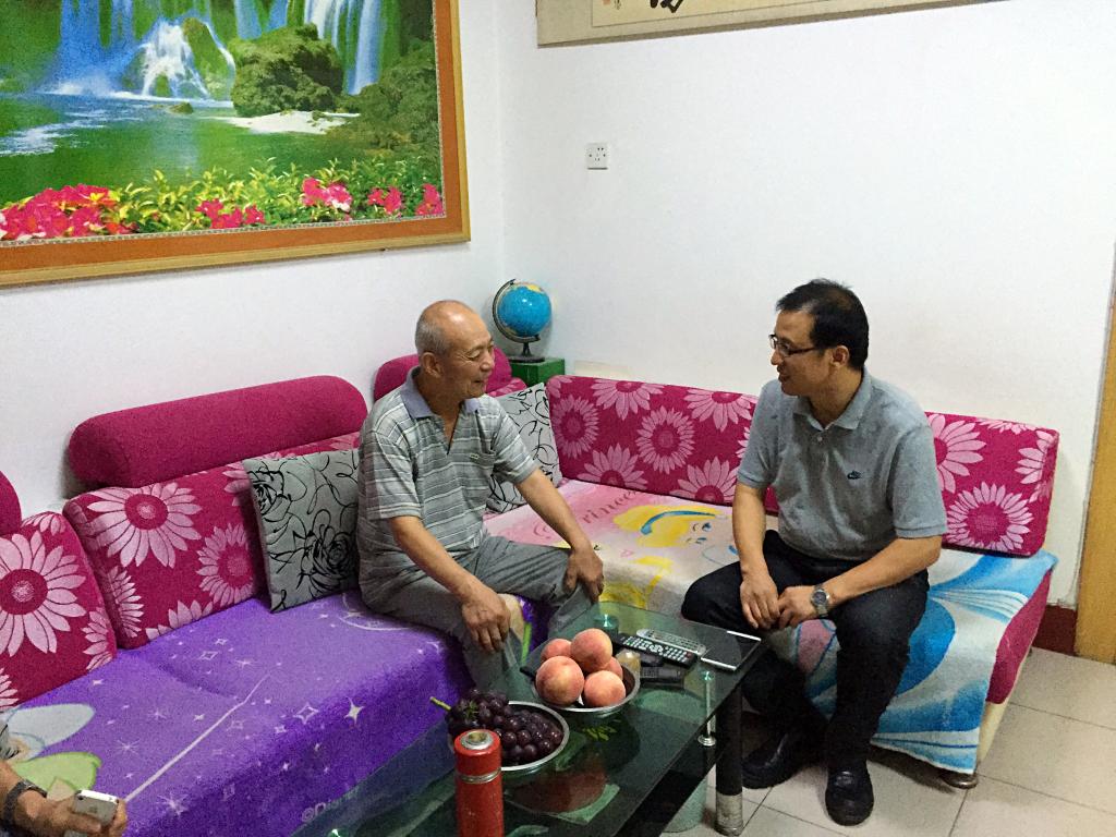 副院长杨卫军慰问全国机械工业先进工作者王颖哲