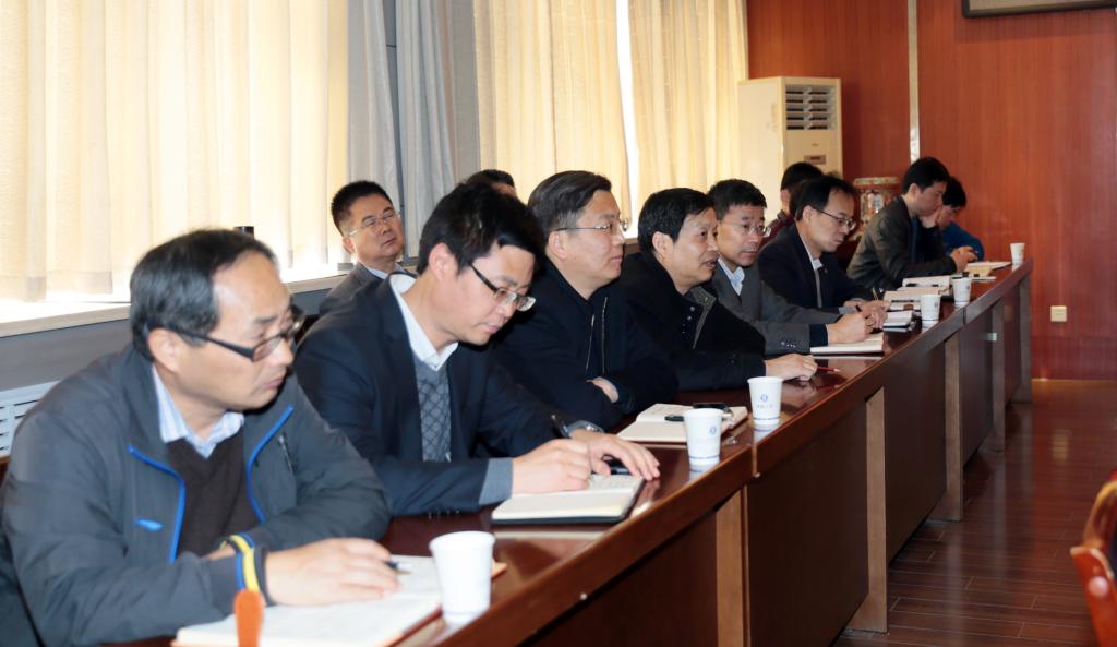 党委中心组成员、全院处级单位负责同志参加学习