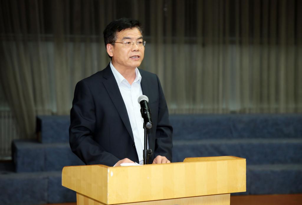 ;党委副书记、副院长刘永亮解读我院“两学一做”学习教育实施方案