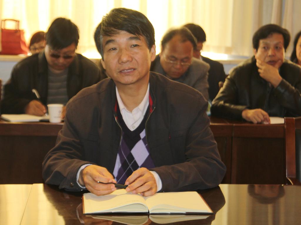 党委书记崔岩作总结讲话