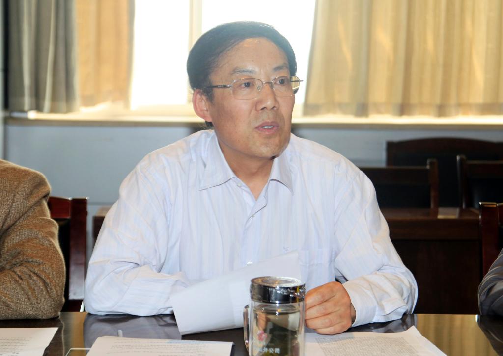 党委副书记王天哲领学《习近平总书记论精神文明建设》等