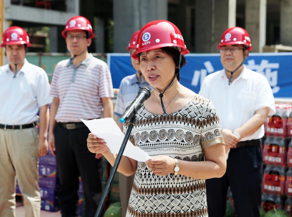 我院院长张晓云致辞