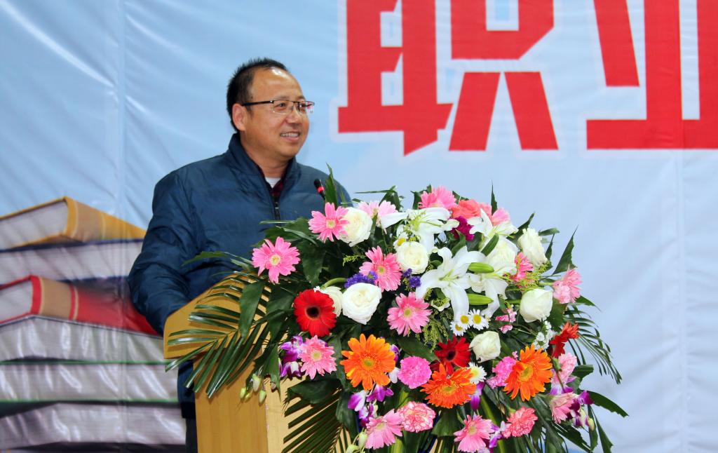 评委刘运点评比赛