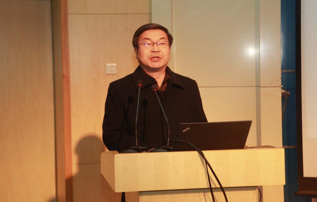 教学质量管理中心主任南欢汇报日常教学检查结果