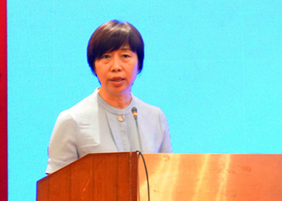 院长张晓云出席会议并致辞