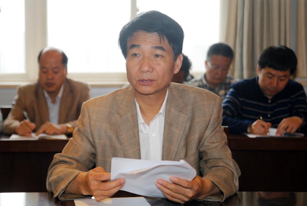 党委书记崔岩传达学习陕西省第十三次党代会精神